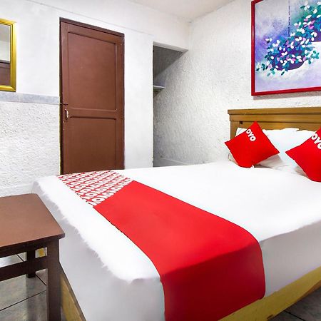 Oyo Hotel Brazil,Guadalajara,Estadio Jalisco Dış mekan fotoğraf