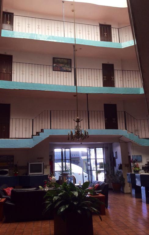 Oyo Hotel Brazil,Guadalajara,Estadio Jalisco Dış mekan fotoğraf