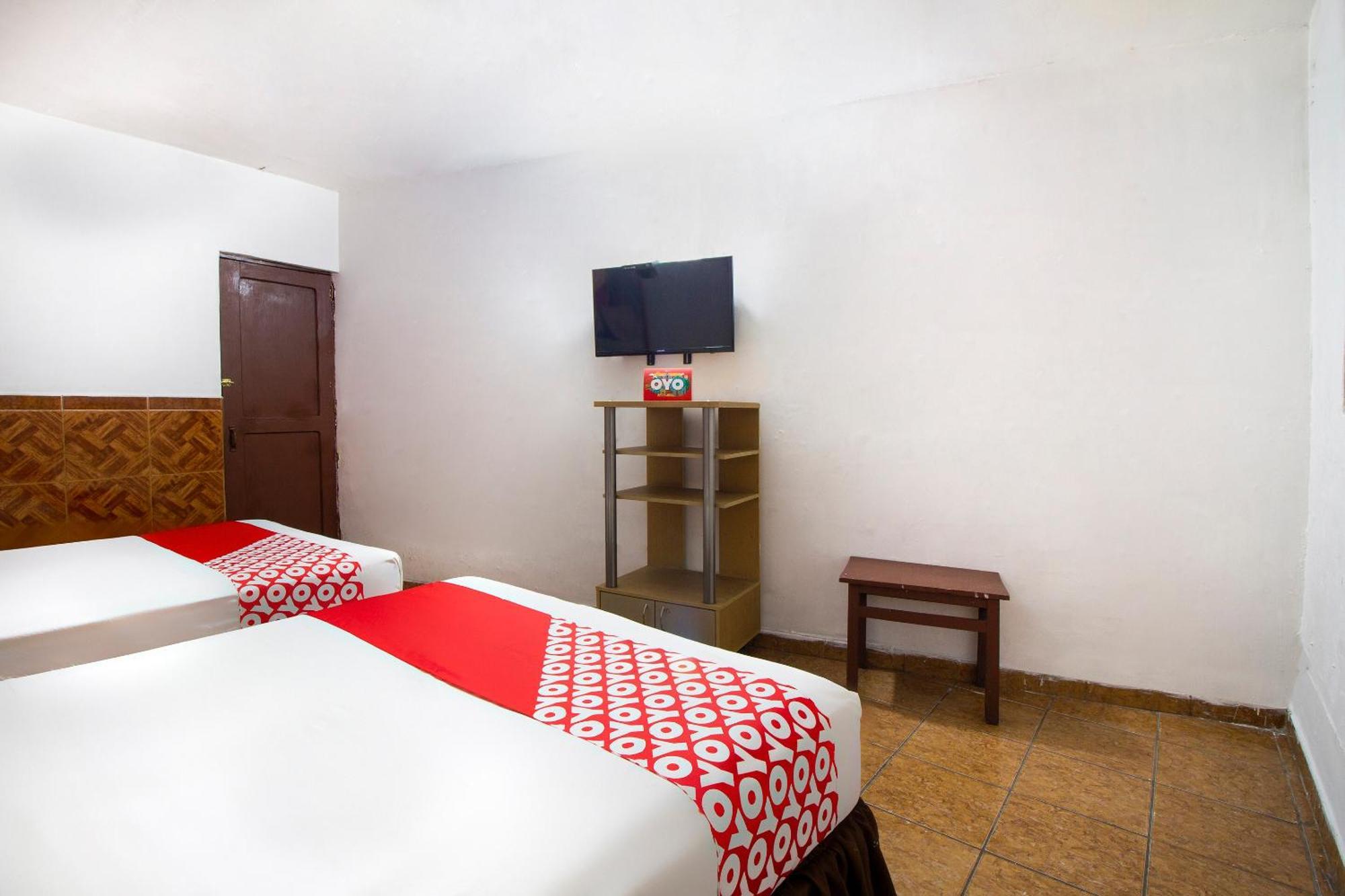 Oyo Hotel Brazil,Guadalajara,Estadio Jalisco Dış mekan fotoğraf