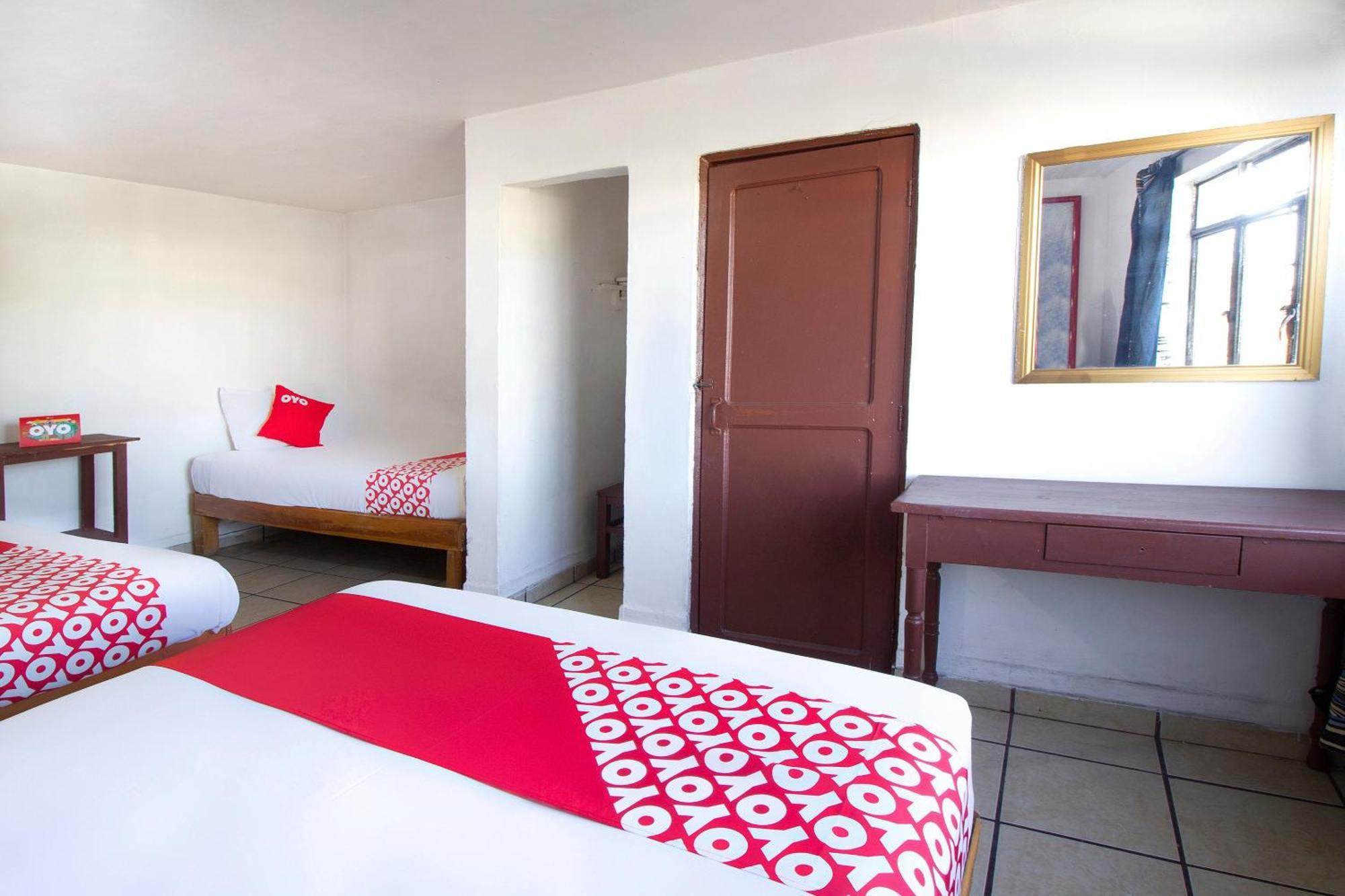 Oyo Hotel Brazil,Guadalajara,Estadio Jalisco Dış mekan fotoğraf