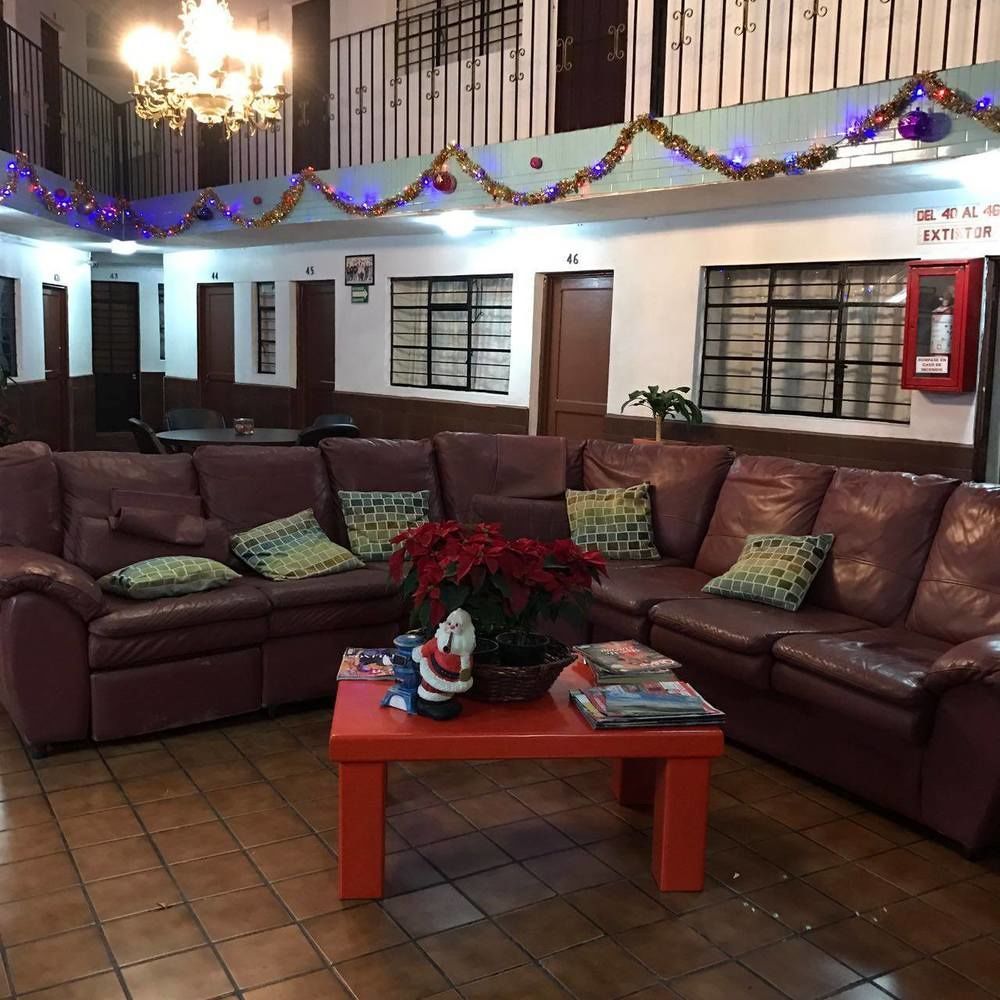 Oyo Hotel Brazil,Guadalajara,Estadio Jalisco Dış mekan fotoğraf