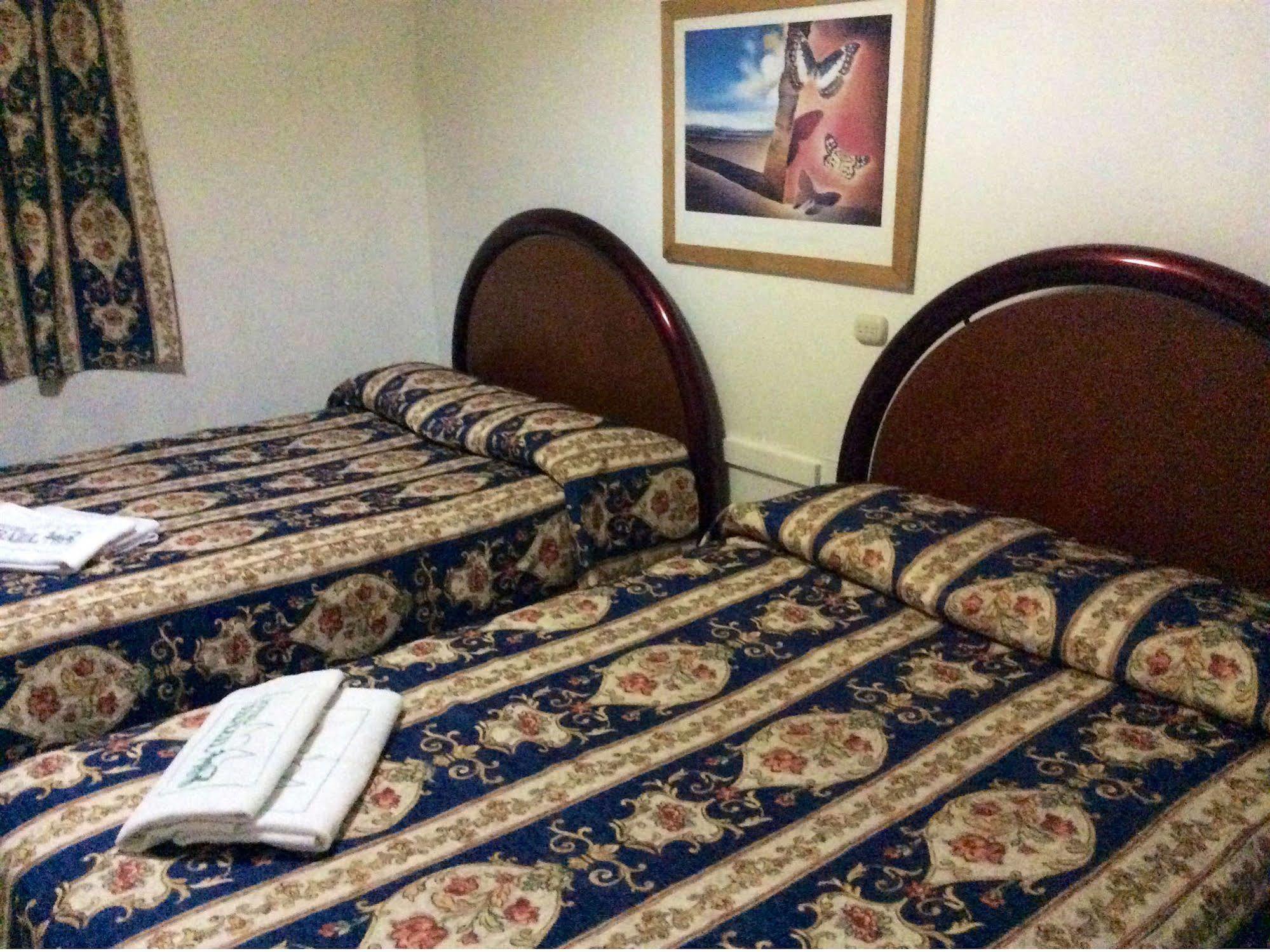 Oyo Hotel Brazil,Guadalajara,Estadio Jalisco Dış mekan fotoğraf